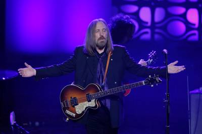 'Zanger Tom Petty (66) balanceert op randje van leven en dood'