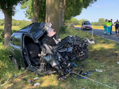 Ook man (67) uit Boven-Leeuwen overlijdt na botsing met vrachtwagen