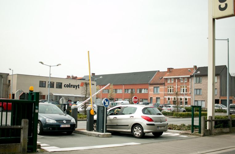 Oplossing Parkeerdruk Blijft Uit Sint Niklaas In De Buurt Hln
