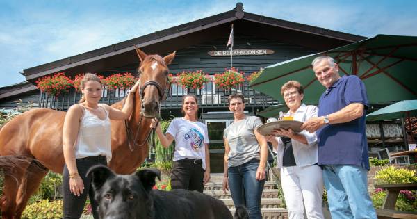 'Gasten horen soms even bij de familie'