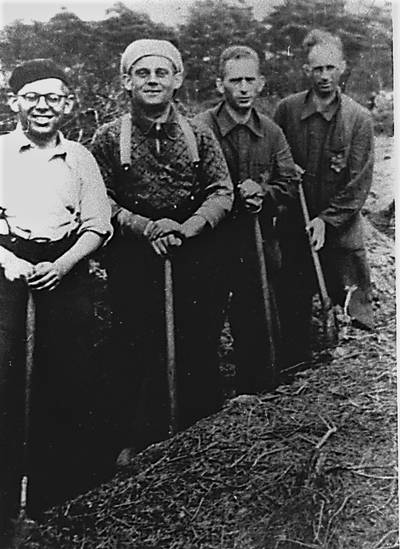 Monument herinnert aan vier Diepenheimse jongens die hun gruwelijke lot tegemoet gingen