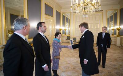 Koning beëdigt staatsraden