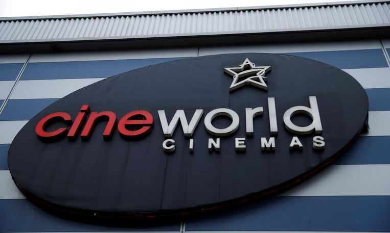 Signage is seen outside a Cineworld cinema following the outbreak of the coronavirus disease (COVID-19) in Manchester, Britain, October 4, 2020. REUTERS/Phil Noble