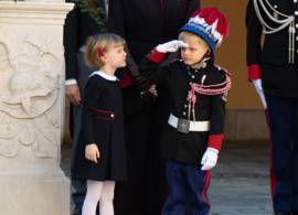 Prinses Charlene laat na lange stilte van zich horen op verjaardag tweeling