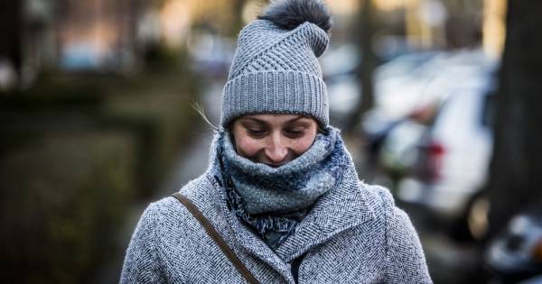 Wintertijd goed te merken: úrenlange regenbuien én vlokje sneeuw in aantocht - AD.nl
