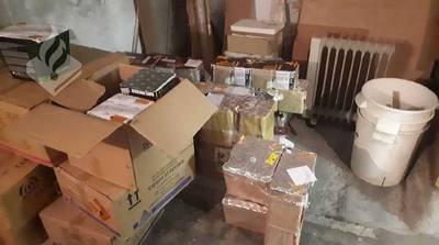 Megapakket zelfgemaakt  vuurwerk ontmanteld