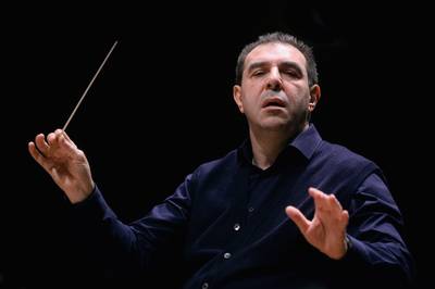 Chef-dirigent Concertgebouworkest beschuldigd van aanranding