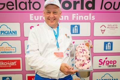 Nederlands rozenblaadjesijs het mooiste van Europa