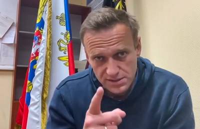Rusland arresteert vijf medewerkers van Navalny