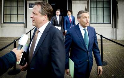 Pechtold: Uitlatingen Buma over referendum 'niet zo verstandig'