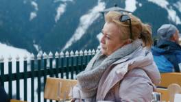 “Het zijn lange gesprekken en ik hoor niet meer wat hij zegt”