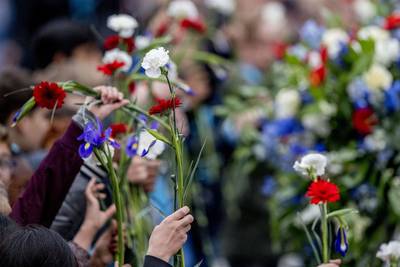 Oproep tot lawaaiprotest tijdens dodenherdenking Dam