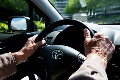 Rijbewijs tientallen senioren onterecht afgenomen