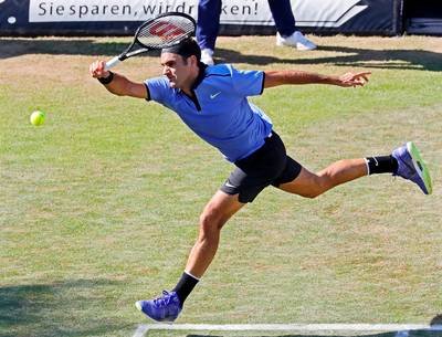 Roger Federer begint grasseizoen met nederlaag