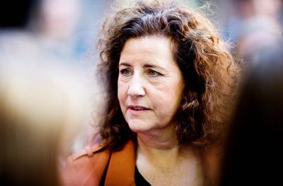 Kritiek of niet, de coalitie houdt vast aan renteverhoging studieleningen