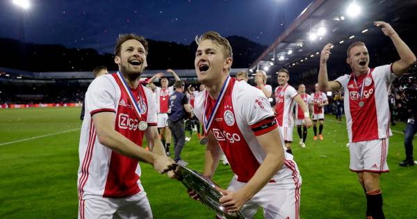 Analyse Kampioen Van De Uitzonderlijke Klasse En Van Logica Nederlands Voetbal Ed Nl