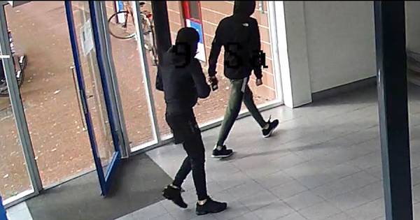 Man (27) aangehouden in verband met gewelddadige overval op 98-jarige Krimpenaar .