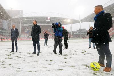 Deuren Spartastadion later open in verband met veiligheid