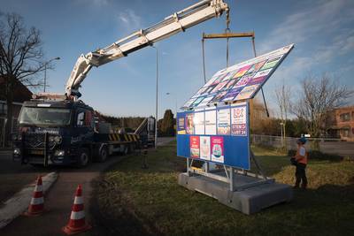 Veenendaal wil moderne verkiezingsborden