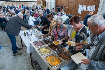 Bourgondisch tafelen in Grote Kerk Brouw