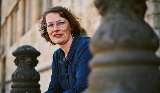 ‘Dat Hilde Crevits ambtenaren terug naar kantoor roept, dat is onbegrijpelijk’: motivatie-expert Anja Van den Broeck