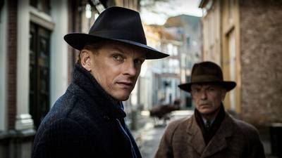 Dit zijn de eerste beelden van de film Bankier van het Verzet