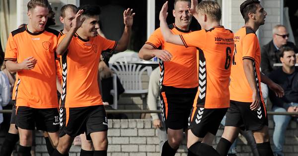 Ruwaard moet later aftrappen omdat tegenstander iets cruciaal is vergeten: de tenues - BD.nl