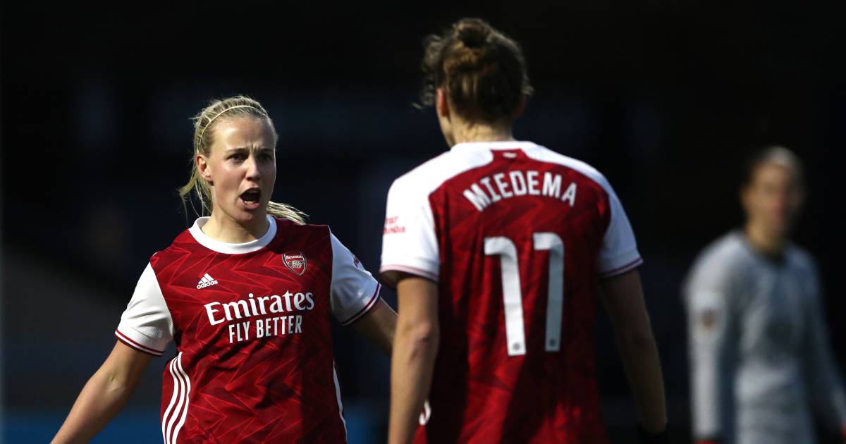 Arsenal blijft tweede na gelijkspel tegen titelverdediger Chelsea, assist Miedema - De Gelderlander
