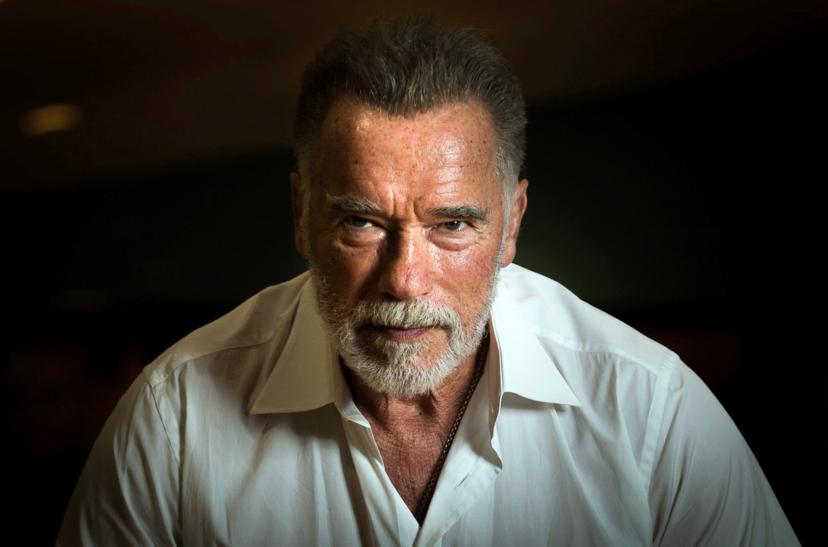 Portret van Arnold Schwarzenegger met baard