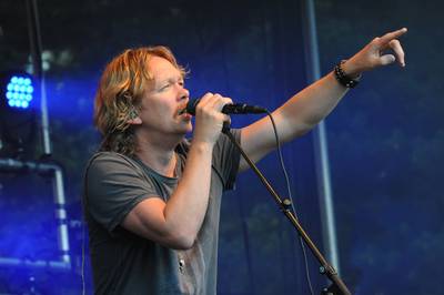 Uitdrukking 'Stil in mij' van Van Dik Hout in woordenboek Van Dale