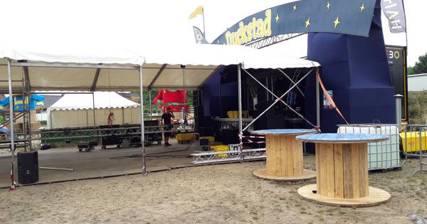 Stropoppen maken zich op voor Oeffelt @ The Field - De Gelderlander