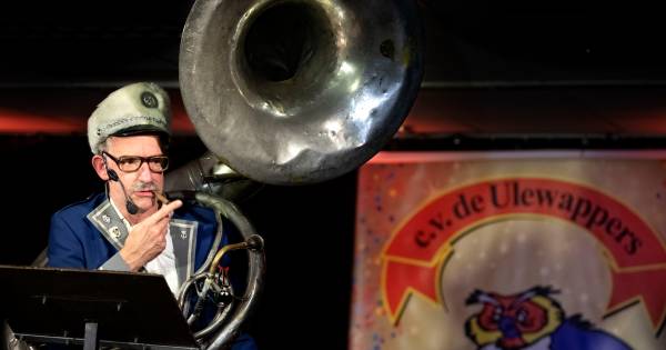 'Ginne flauwekul' op kletsavond in Neerkant | De Peel - Eindhovens Dagblad