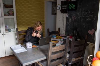 Ook kleuters ontkomen nu niet aan computerles: ‘Ze rennen het huis door’