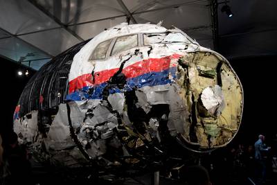 Moet minister Blok MH17-documenten alsnog openbaar maken?