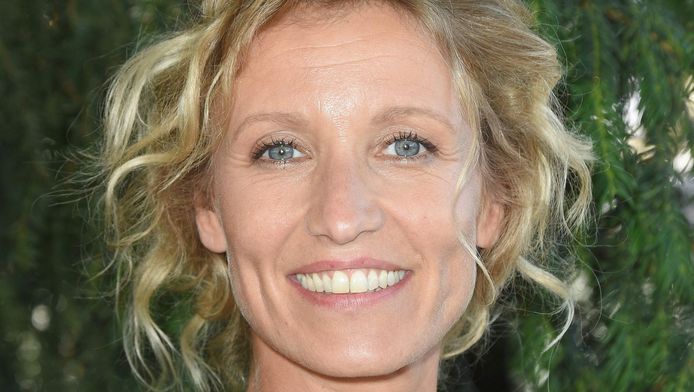 Quand Alexandra Lamy "perturbe" un jeune acteur en plein ...