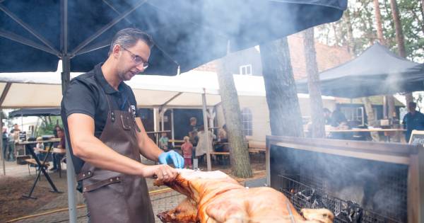 Barbecuefans weten grillfeest in Geesteren massaal te vinden - Tubantia