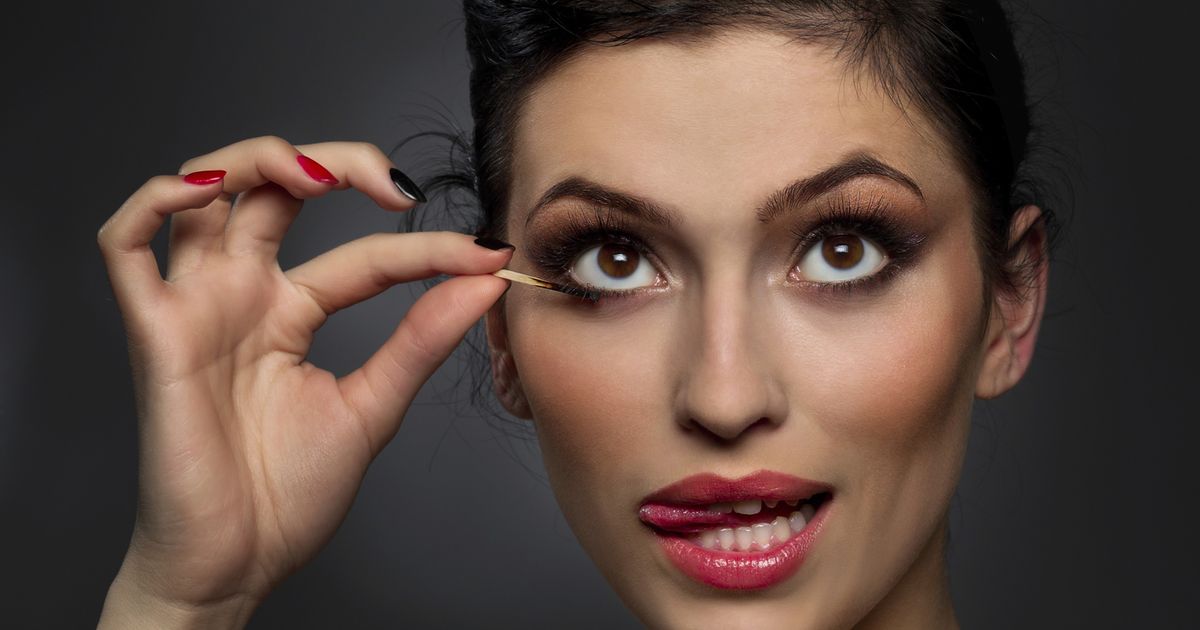 Makeup aanbrengen? Trek deze gekke gezichten Style Nina HLN