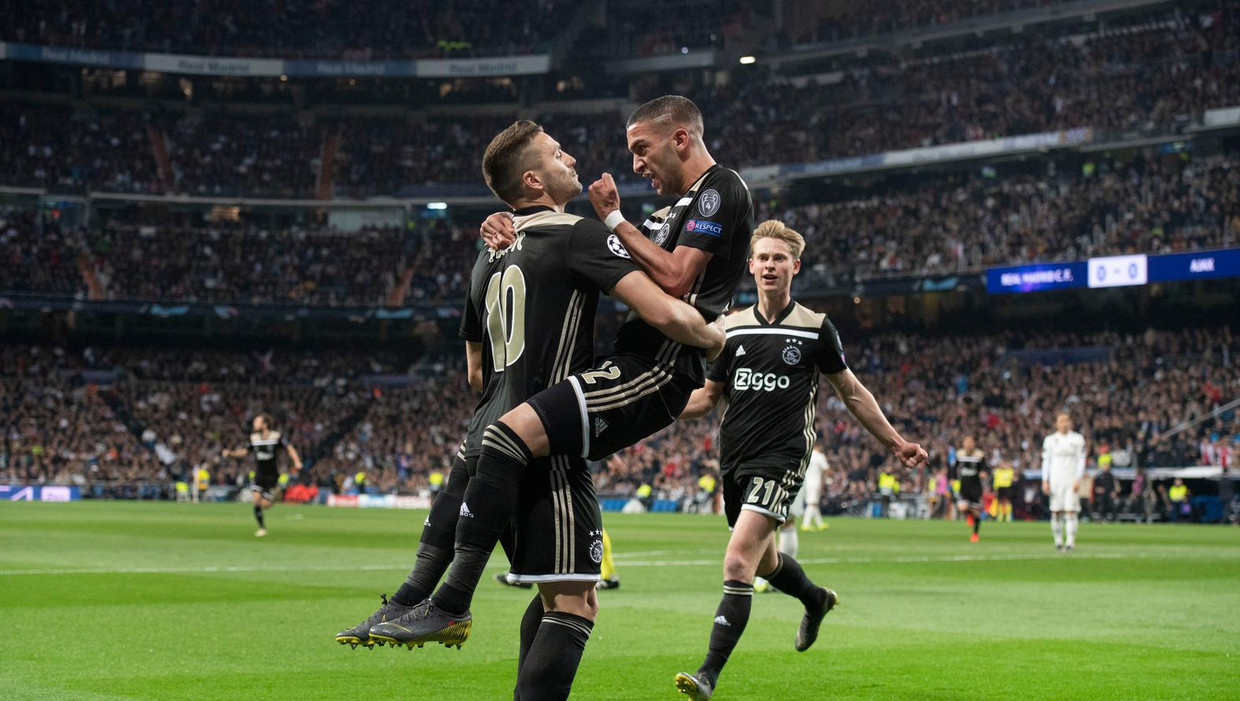 Ajax vernedert Real Madrid in eigen huis 14 Het Parool