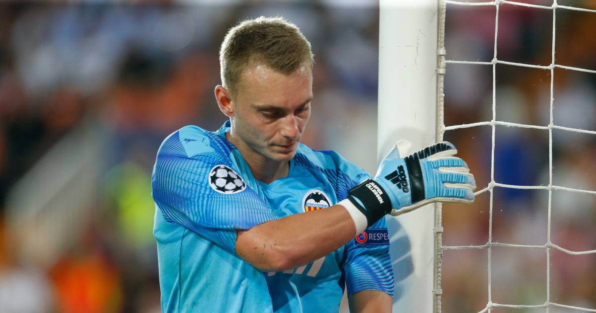 Valencia zet uitverkoop voort deze winter: 'Ze vernietigen de club' - De Gelderlander