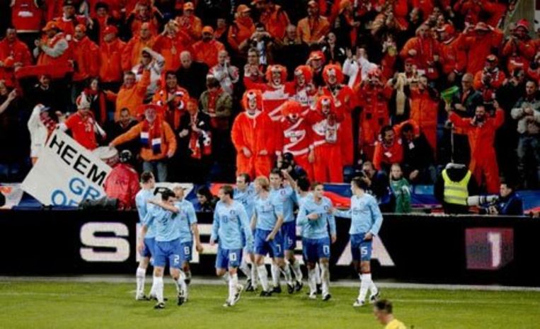 Pover Oranje Nu Al Op Rozen Het Parool