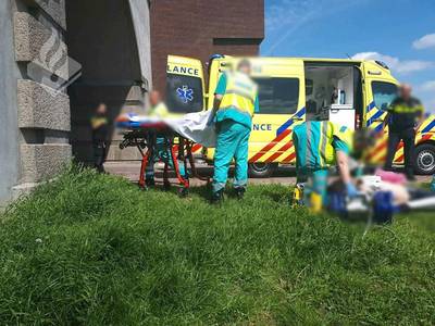 Door jonge held gereanimeerde man overlijdt alsnog in ziekenhuis