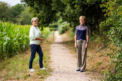 Sandra en Corine helpen mensen aan gezondere leefstijl dankzij wandelen en praten