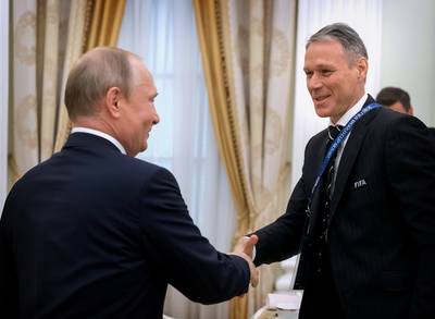 Van Basten in Kremlin bij Poetin
