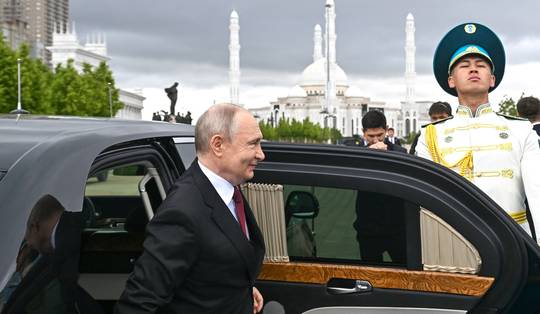 Kazachstan, gevangen tussen het Rusland van Poetin en het China van Xi: ‘Wordt het geen tijd om het ‘onafhankelijke’ land binnen te vallen?’