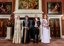 Koningin Máxima en prinses Amalia hadden er duidelijk plezier in