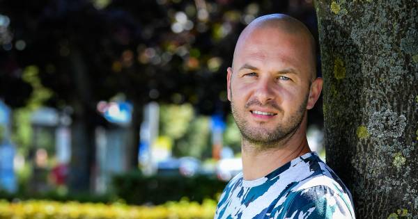 Vlaamse Acteur : Vlaamse Acteurs Komen Op Voor Eigen Belangen Het Belang Van Limburg Mobile : In het theater was hij onder andere als acteur en regisseur verbonden met het raamtheater, bij de producties koning lear, hakkelgaren en de onkreukbaren.