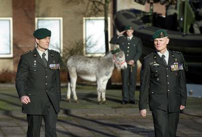 Commandant commando's 'diep geraakt' door beeldvorming in media