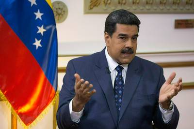 Venezolaanse president Maduro sluit grenzen voor hulpgoederen
