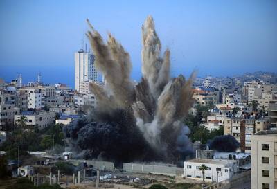 Israël bombarde Gaza après des tirs de roquettes