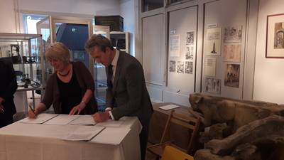 Rhenens museum in andere handen